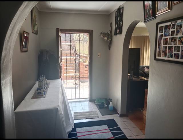 4 BEDROOM HOUSE FOR SALE IN NORTHDALE